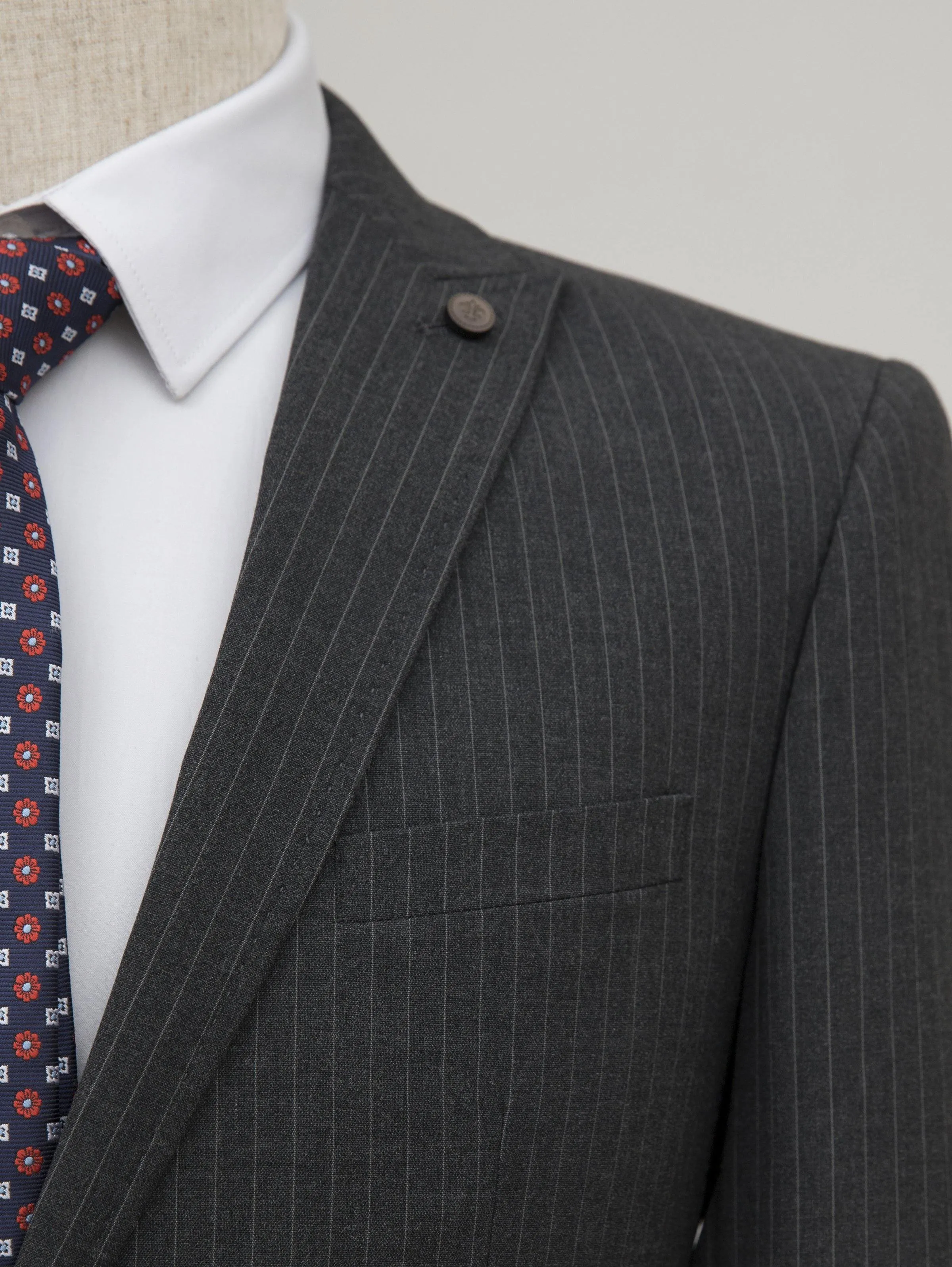 2 PIECE SUIT CHARCOAL
