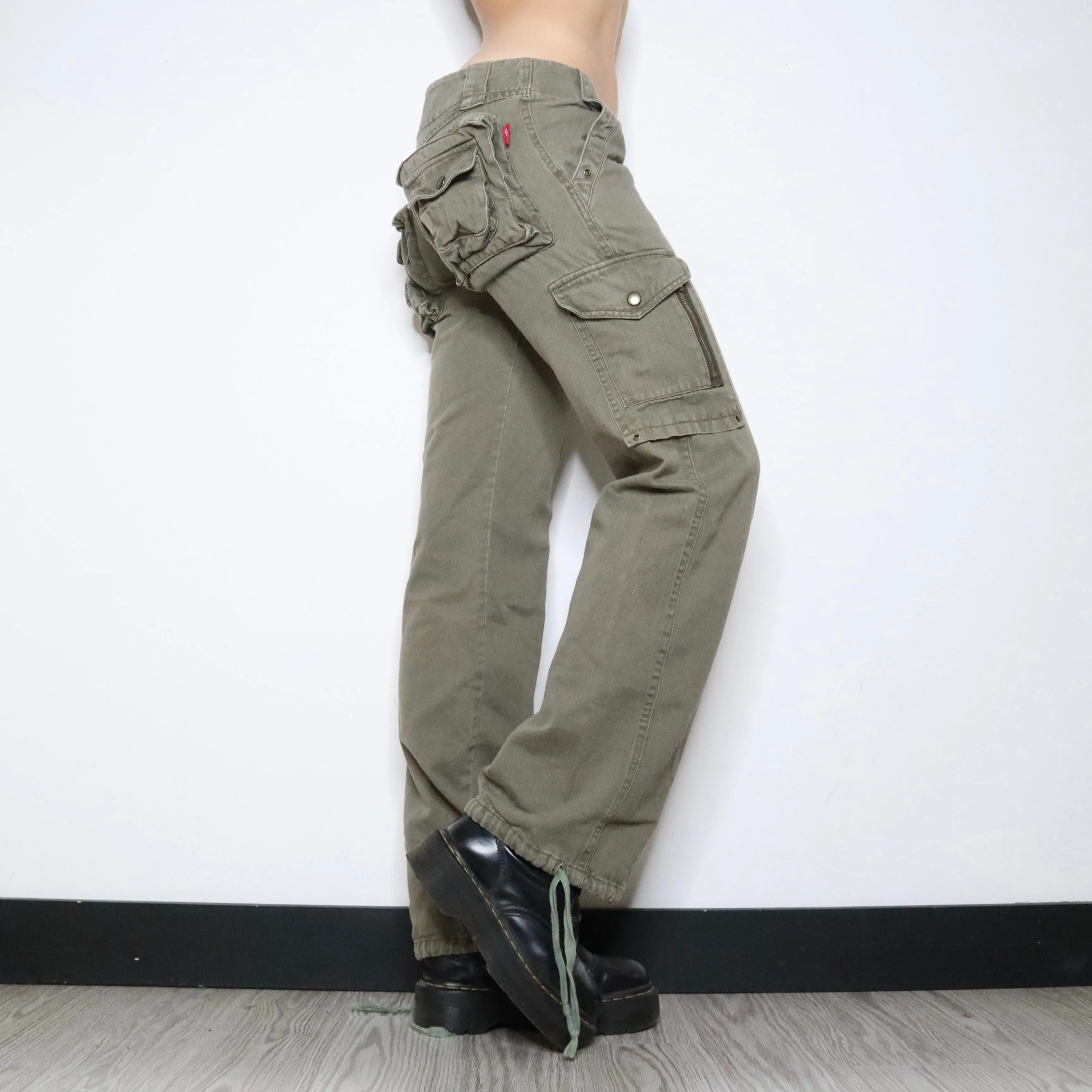 Baggy Khaki Cargo Pants (Medium)
