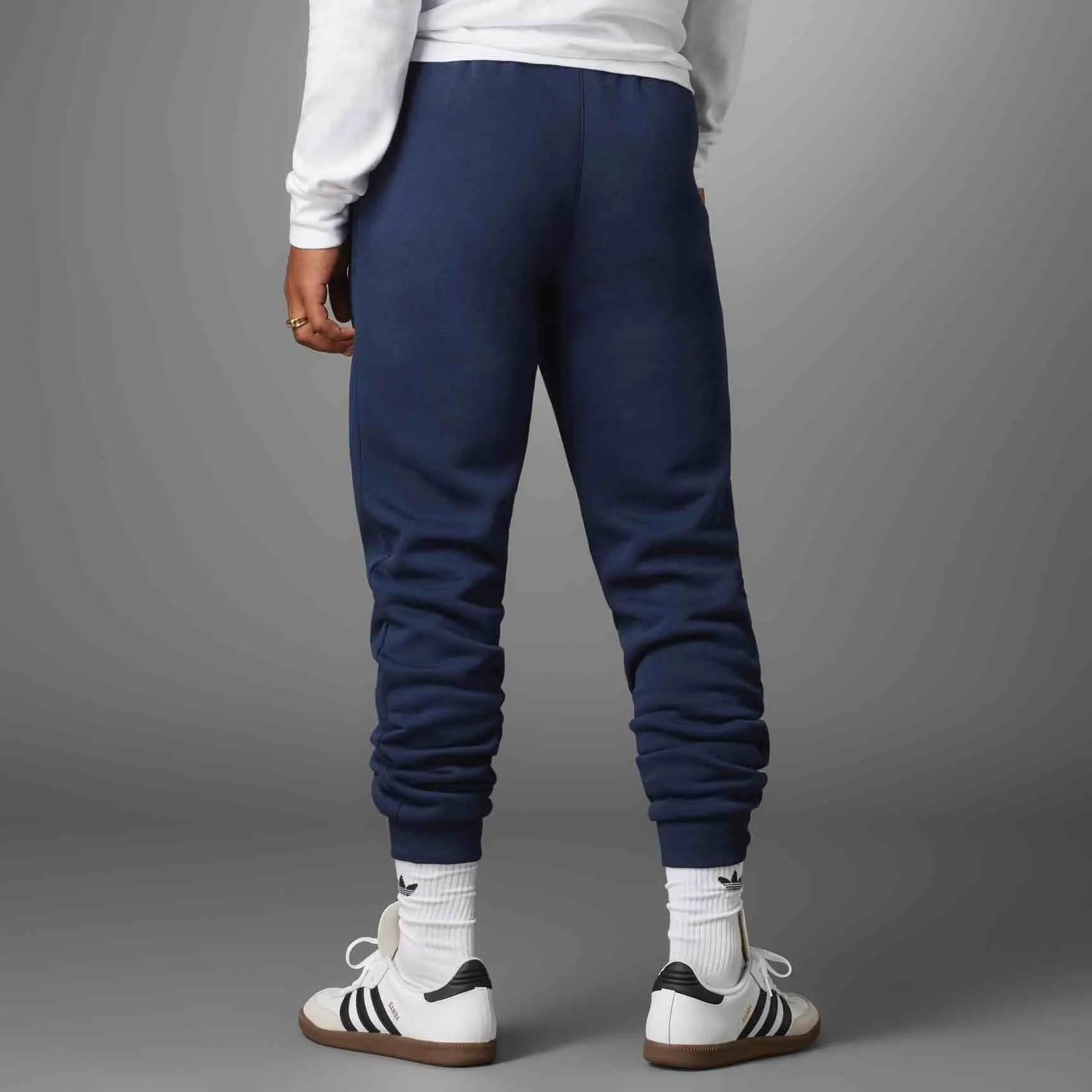 Real Madrid Essentials Trefoil Pants