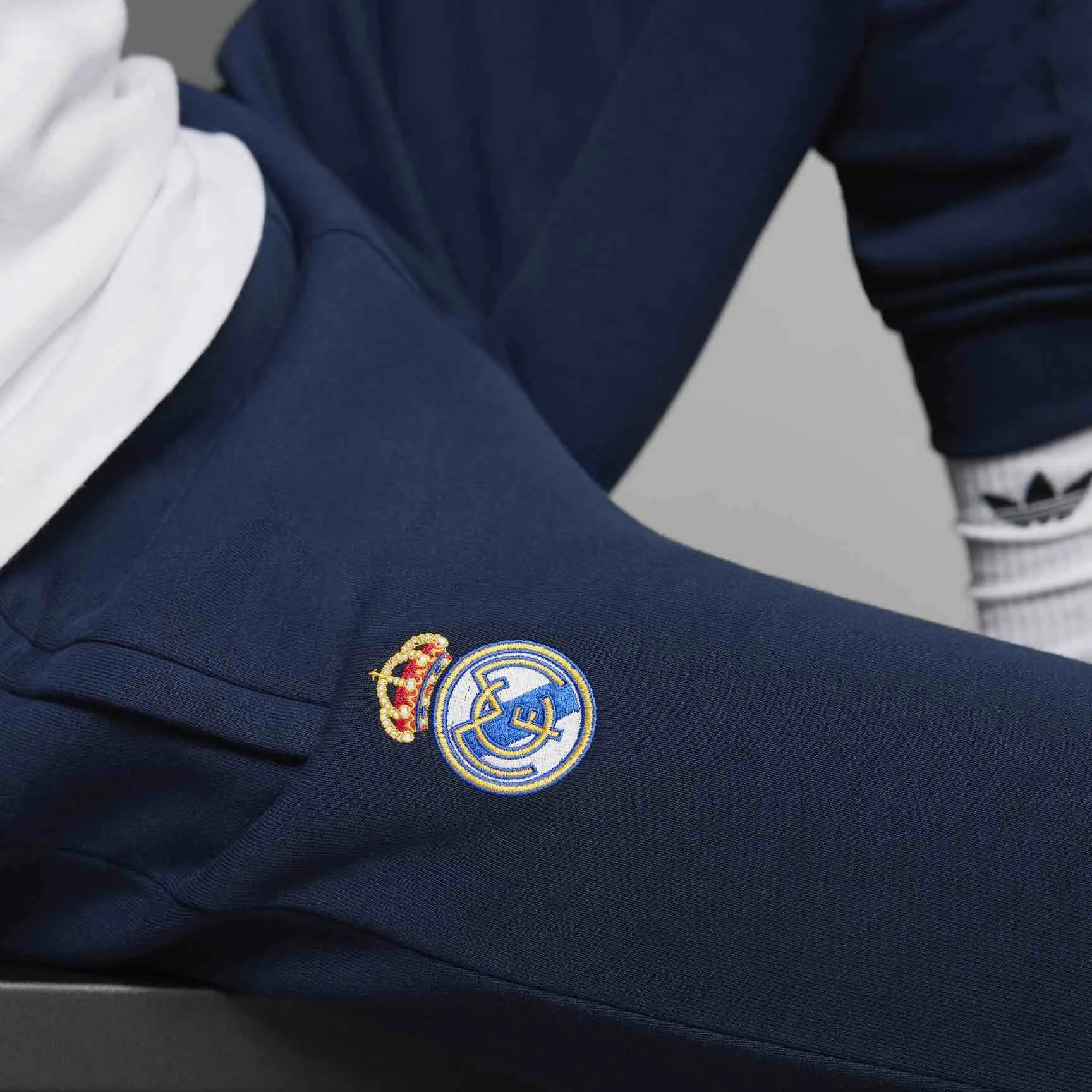 Real Madrid Essentials Trefoil Pants